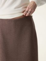 Slimming A-line Pull-on Midi Skirt - Image 5